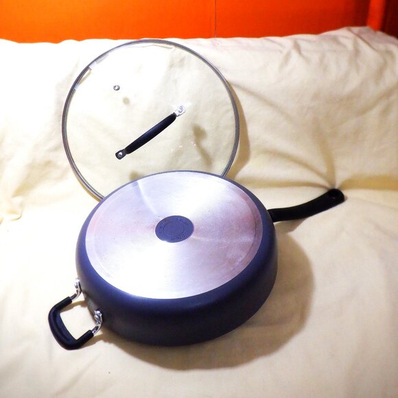~~~ T-Fal ~~~ NonStick JUMBO COOKER Saute PAN / POT with Glass Lid - Picture 1 of 1